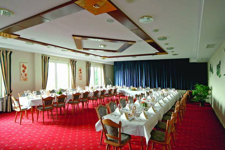 Dining Photos