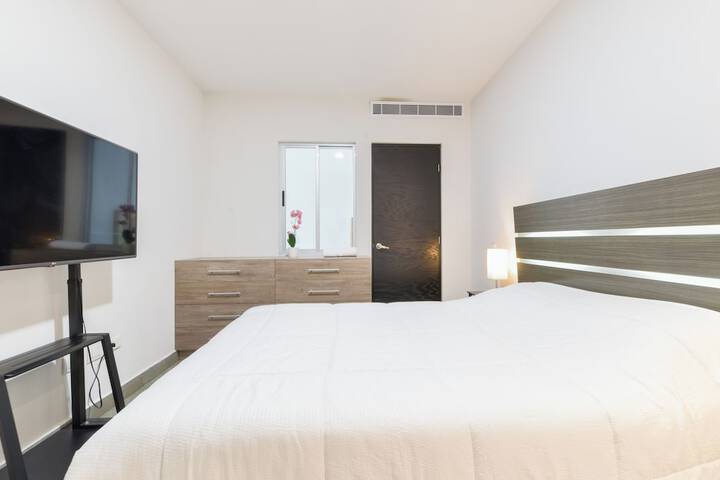 Room 3 of 224