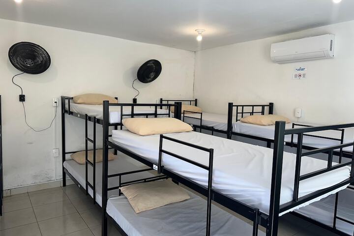 Room 42 of 77