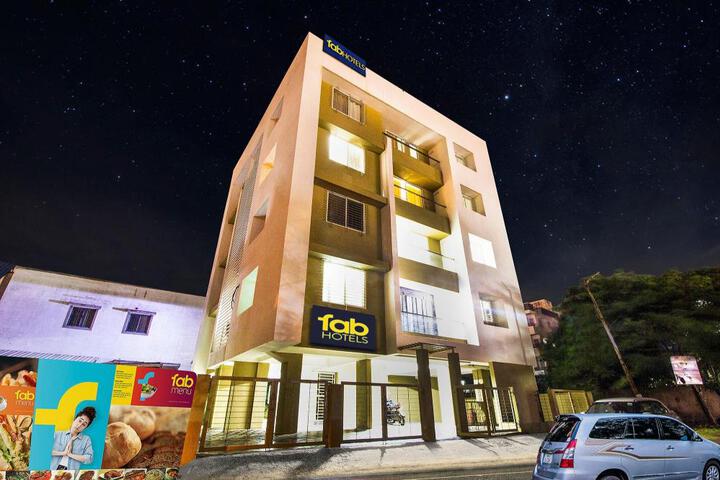 FabHotel Prathmesh Pride