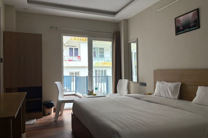Room 40 of 123