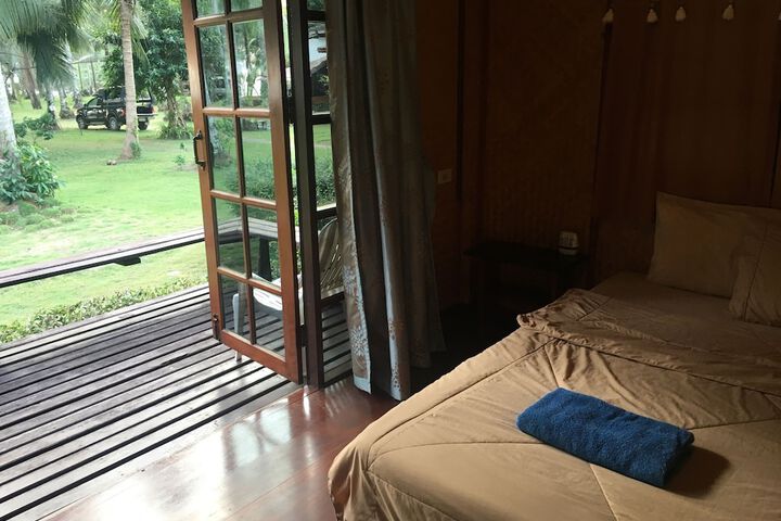 Room 3 of 43