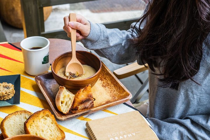 Breakfast/Coffee Service 100 of 131