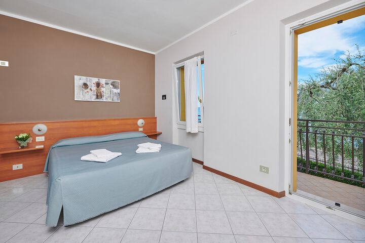 Room 18 of 62