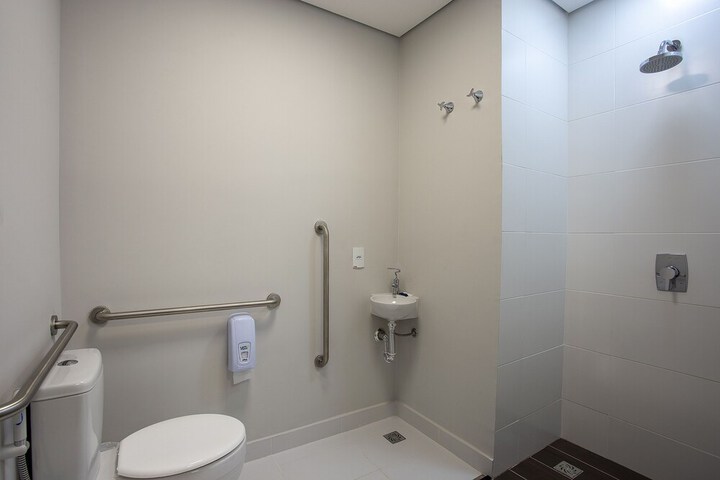 Room 26 of 70