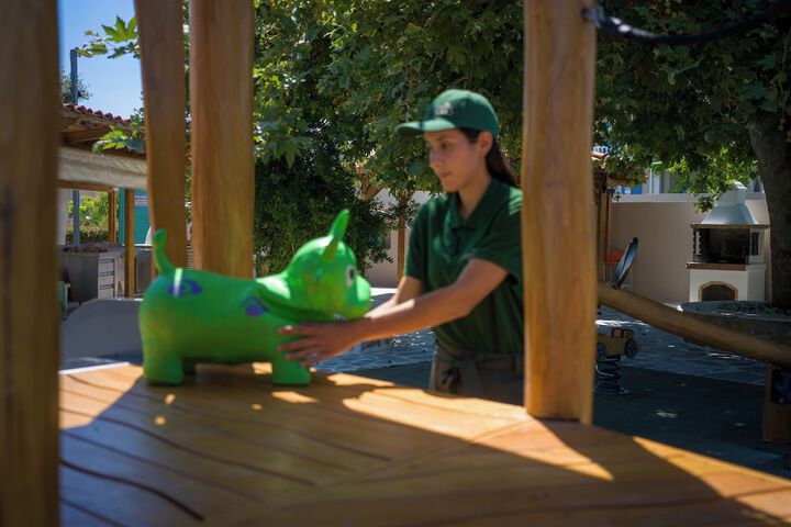 Childrens Activities 216 of 312
