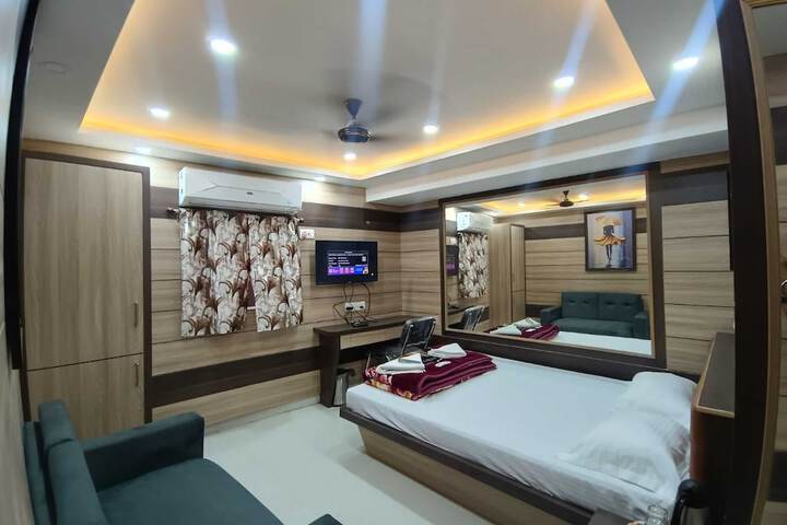 Room 18 of 36
