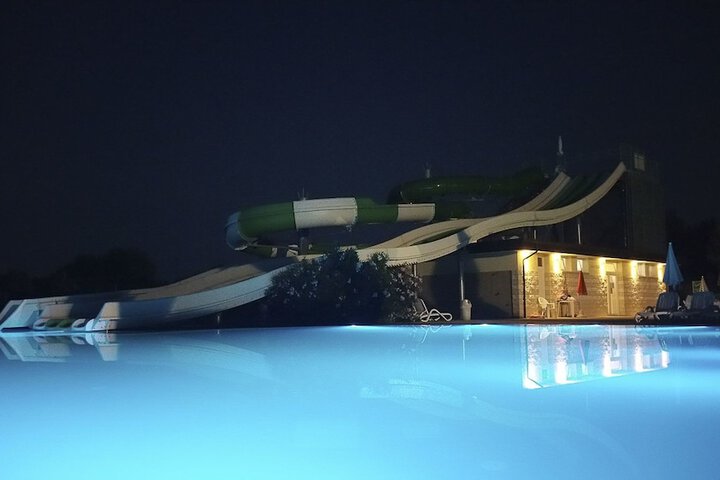 Pool Hotel