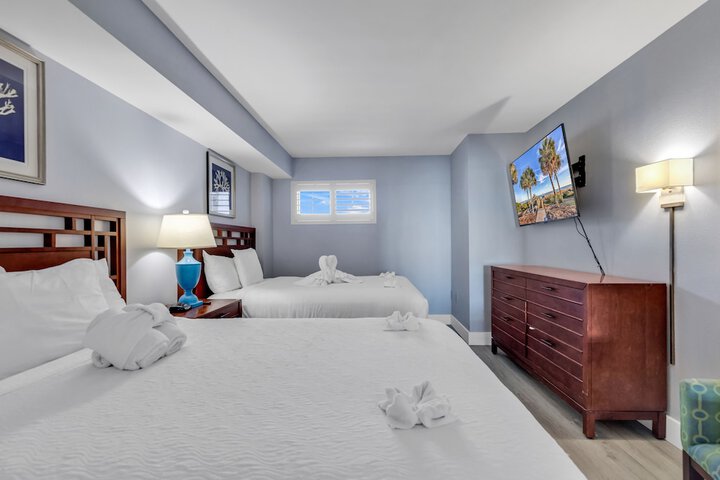 Room 2 of 61