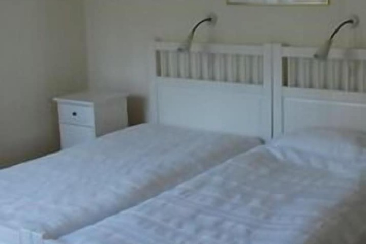 Room 6 of 57