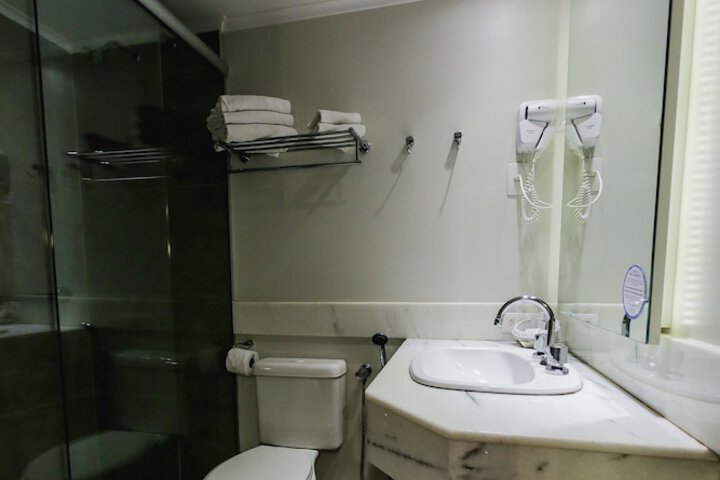 Room 60 of 98