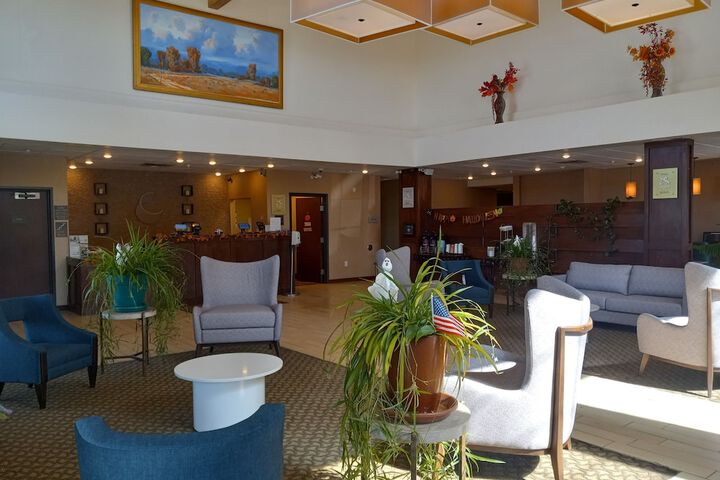 Hotel Interior 3 of 34