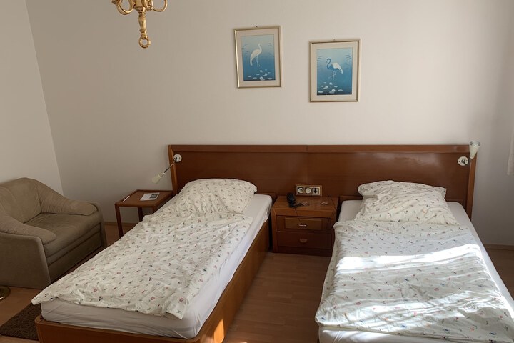 Room 3 of 11