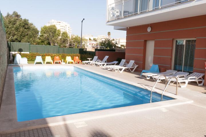 Pool Hotel