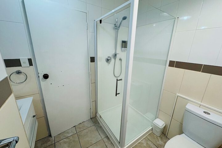 Room 70 of 75