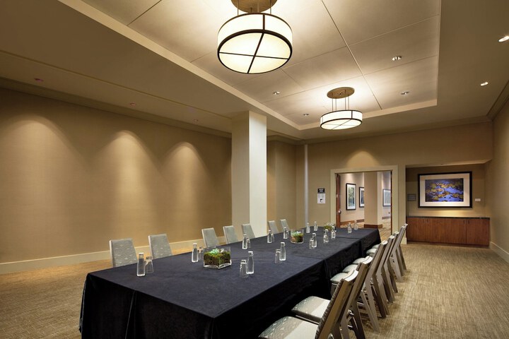 Meeting facility