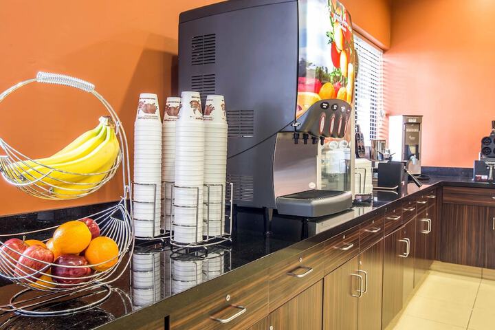 Breakfast/Coffee Service 52 of 61