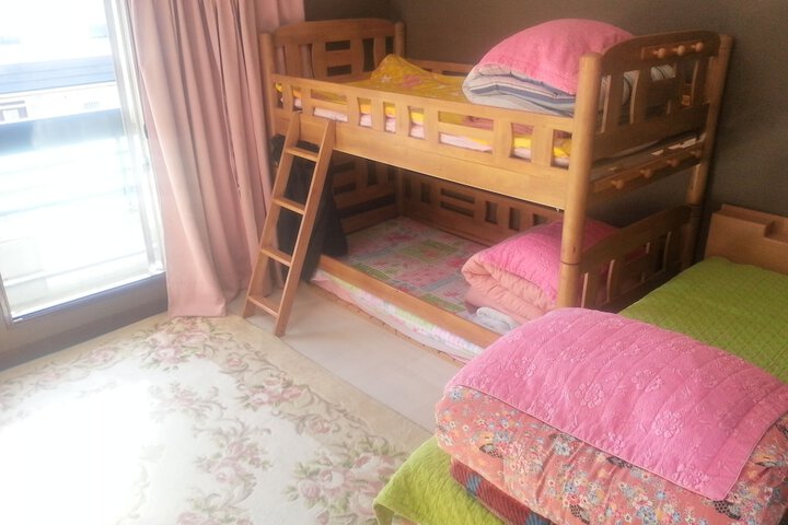 Room 6 of 111