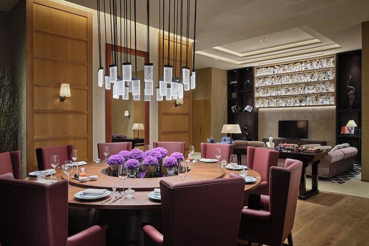 Dining 74 of 154