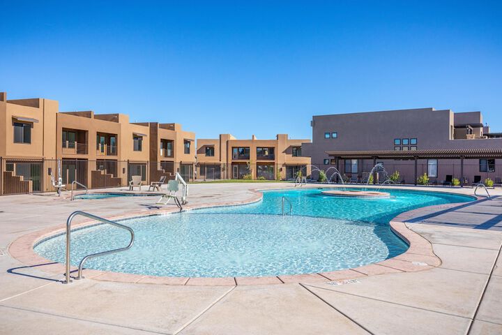 Pool 54 of 85