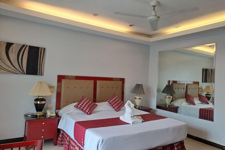 Room 10 of 55