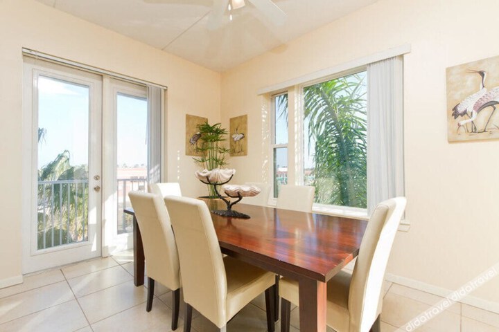 Photo of Las Marinas Condominium 301