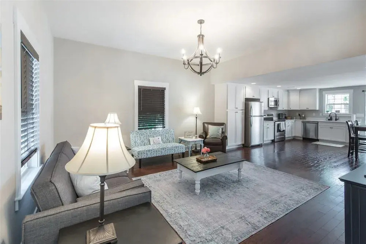 Photo of 34 Allen St