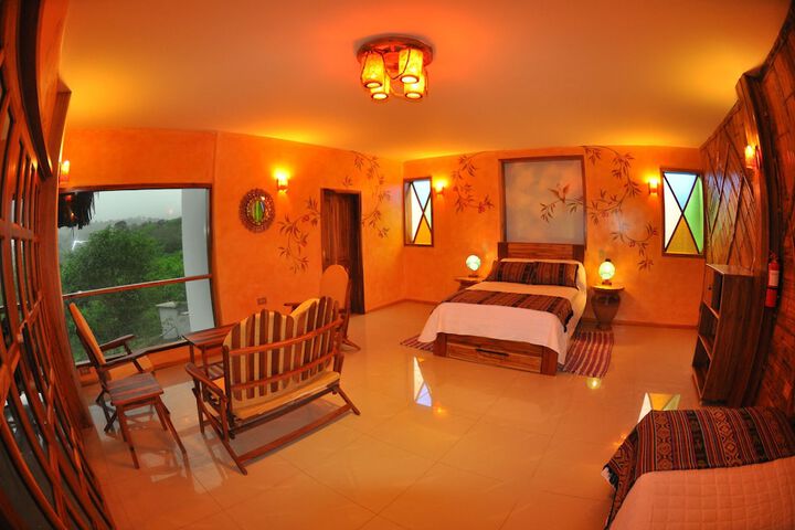 Room 4 of 104