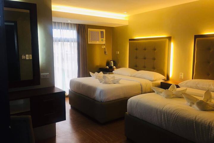 Room 35 of 63