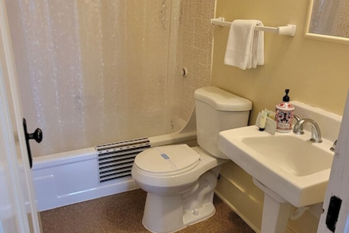 Room 14 of 44