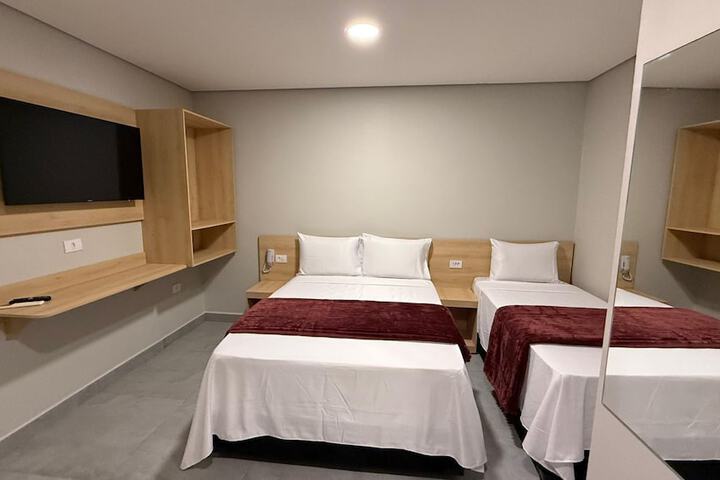 Room 6 of 19