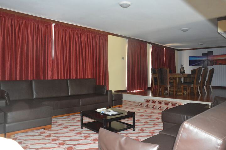 Room 23 of 48