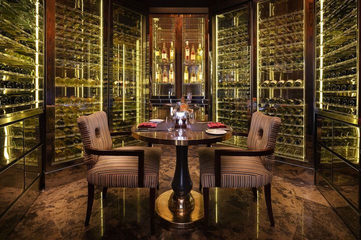 Dining 88 of 152