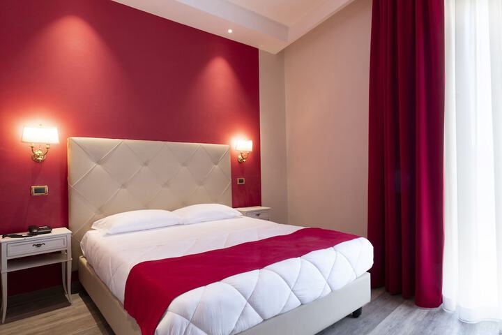 Room 26 of 89
