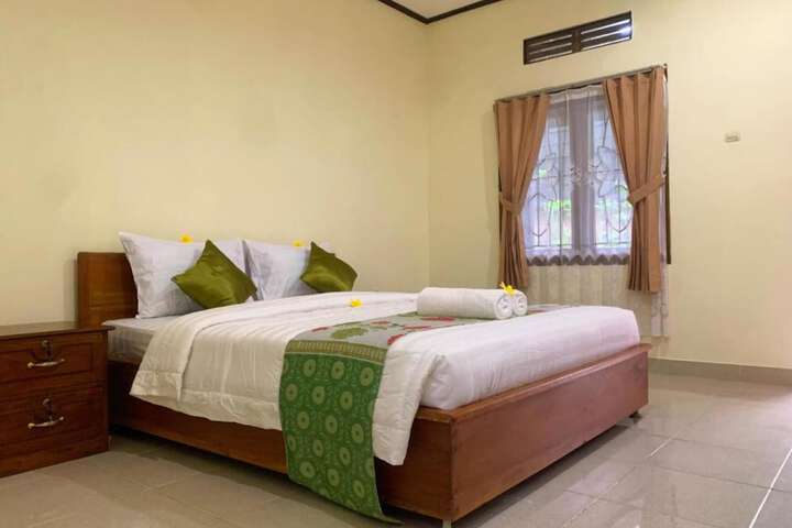 Room 30 of 90