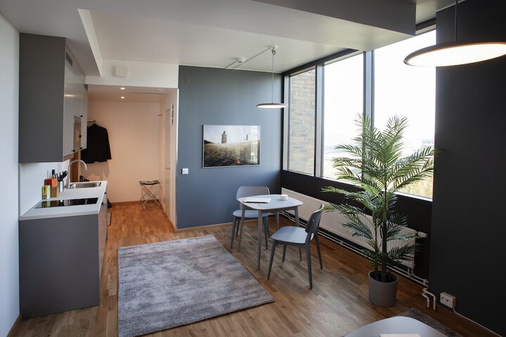 Room 33 of 73