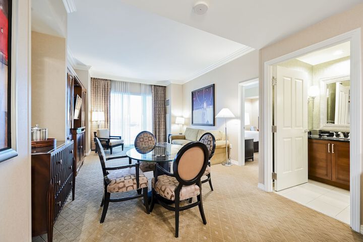Room 58 of 105