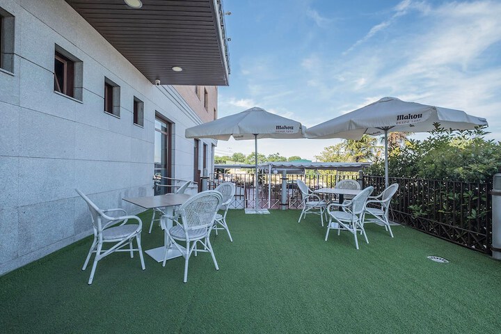 Terrace/Patio 32 of 97