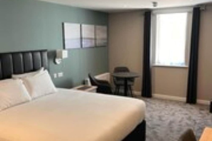 Room 14 of 116