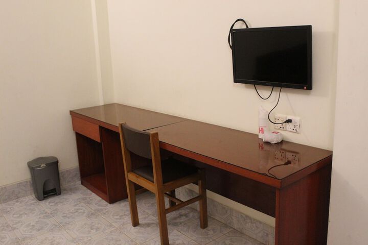 Room 13 of 67