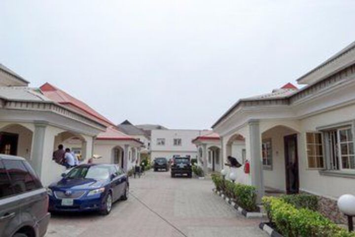 Hotel 4 of 19