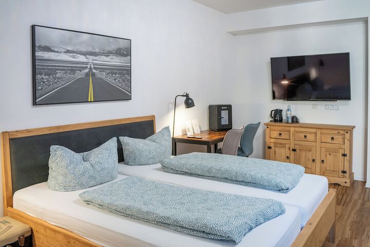 Room 85 of 202