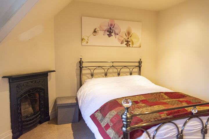 Room 3 of 21