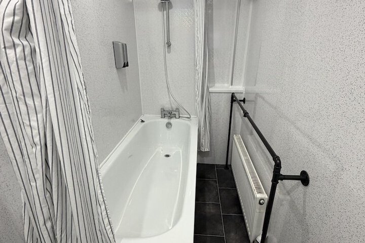 Room 102 of 114