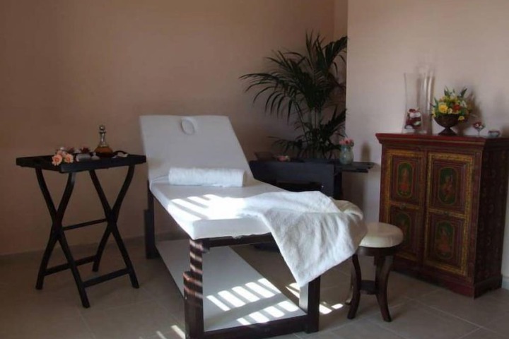 Room 15 of 26