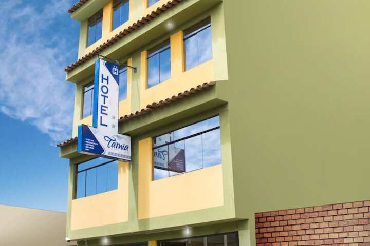 Exterior of Hotel Tamia