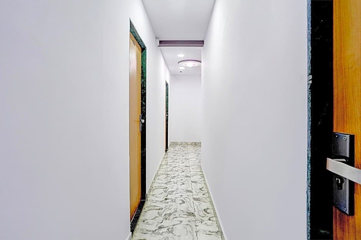 Hotel O Ashyana Rooms & Dormitory