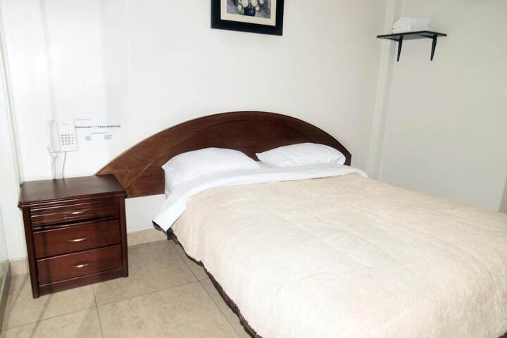 Room 4 of 6