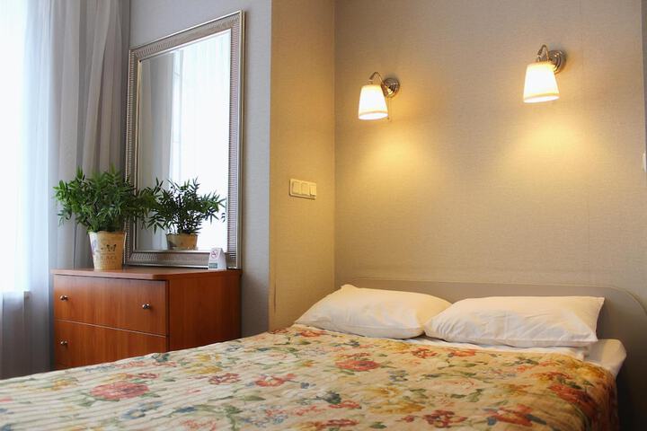 Room 27 of 53