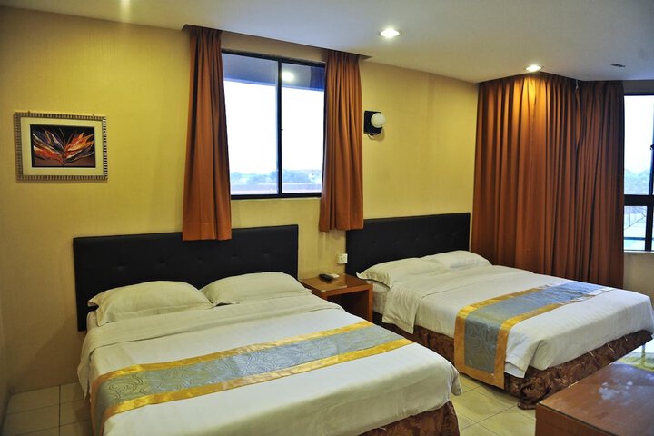 Room 21 of 35